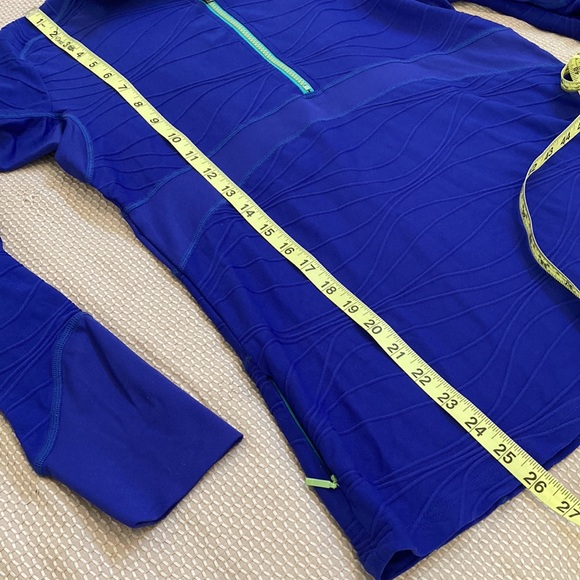 Title Nine Swift 1/2 Zip Textured Athletic Pullover Large - Picture 12 of 12